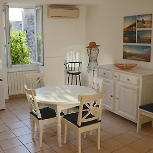  Hébergement de vacances Maison De Village Sur