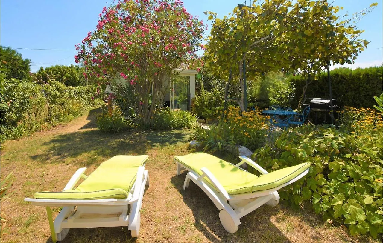 Holiday home Cozy Home In Donzere With House A Panoramic View France